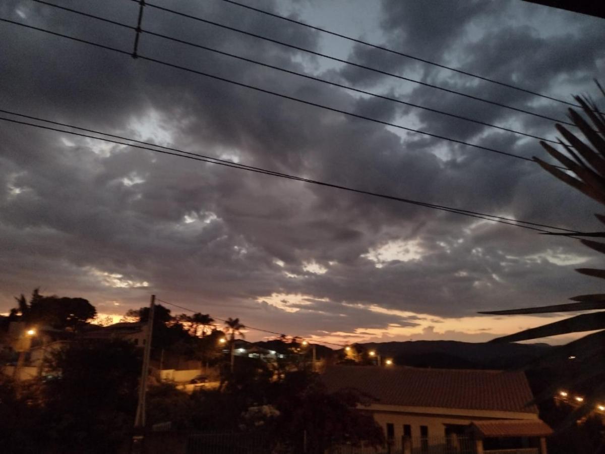 Paraiso Em Serra Negra Lindoia Com Linda Paisagem Exteriör bild